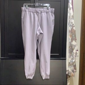 Light gray on the fly joggers